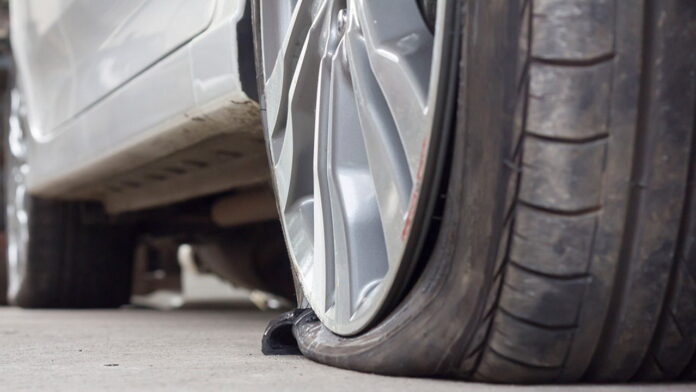 Got-a-flat-tyre Got-a-flat-tyre