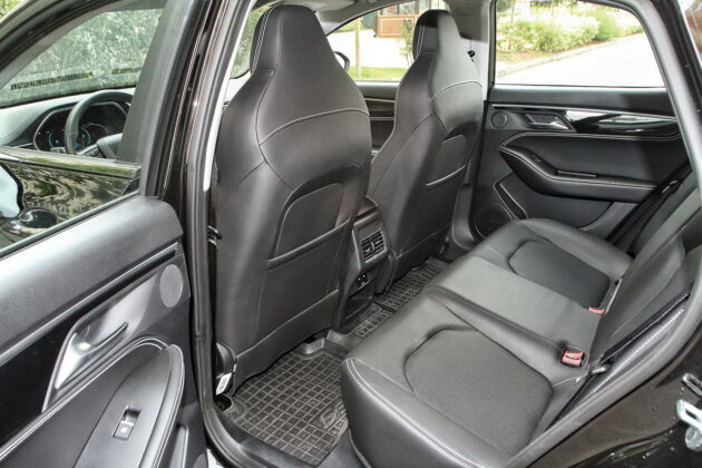JAC J7