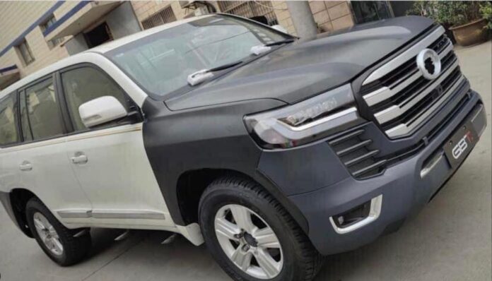 GBT Land Cruiser 300