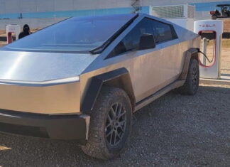 Совсем не там: зарядный порт у Tesla Cybertruck оказался в странном месте Tesla CyberTruck