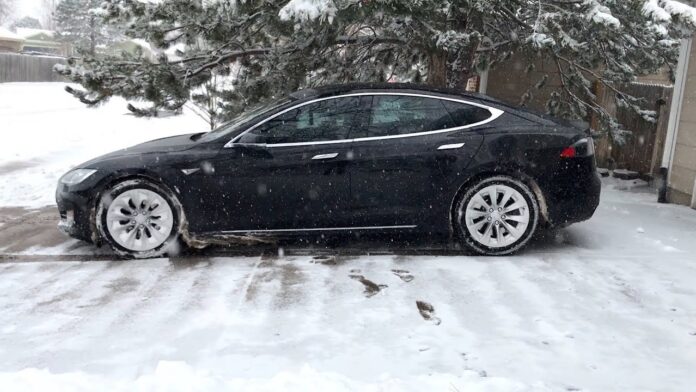 tesla model s snow street tesla model s snow street