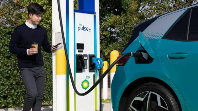 charging ev_ charging ev