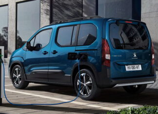 В Украину едет электрический минивэн Peugeot e-Rifter. Известны подробности PEUGEOT_RIFTER