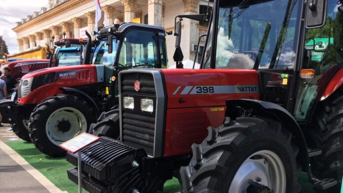 Tractor Tractor