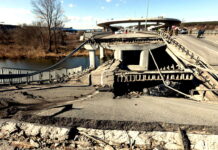 Скоро поїдемо: як в Україні відновлюють дороги та мости Irpin bridge