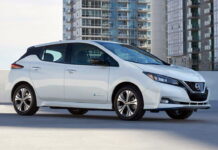 Навіть під час війни: українці продовжують купувати електромобілі Nissan Leaf