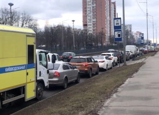 черги на АЗС