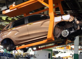 Без Renault нікуди: єдиний кросовер Lada знімають із виробництва Lada Xray