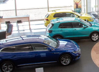 продажі нових авто в Україні