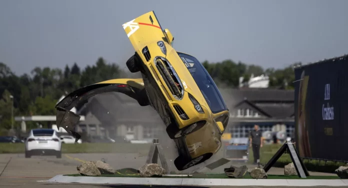 2022-AXA-EV-Crash-Test AXA-EV-Crash-Test