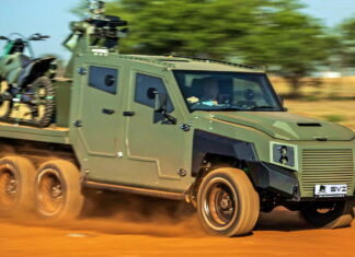 Вбивця дронів: Toyota Land Cruiser перетворили на 6-колісний броньовик броньовик Toyota Land Cruiser