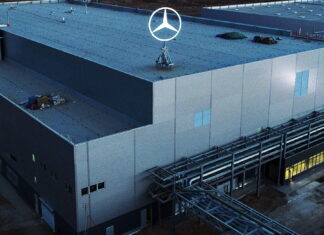 Усе за планом? Mercedes розпродає активи та остаточно йде з росії Mercedes йде з Росії