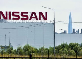 Nissan йде з російського ринку та продає бізнес за 1 євро Nissan factory