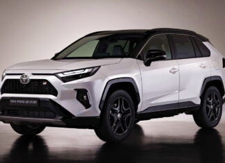 Чекаємо в Україні: Toyota RAV4 отримала нову версію Toyota RAV4 GR Sport