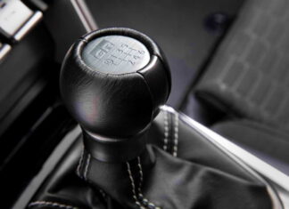 Toyota vs Honda: чи з’являться в електромобілях механічні коробки передач Toyota GR86 gearbox