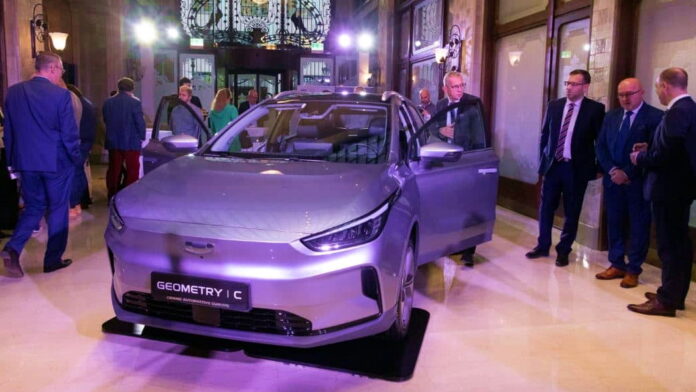Geely Geometry C