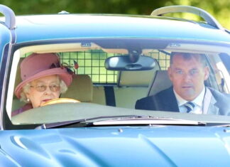 Від £1: Jaguar королеви Єлизавети II виставлено на аукціон Jaguar X-Type Queen Elizabeth
