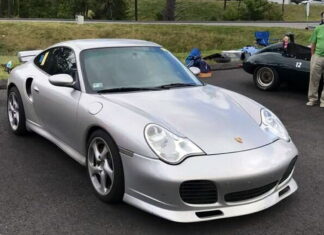 Спорткар на кожен день: Porsche 911 проїхав 1 000 000 км і не зламався Porsche 911 Turbo