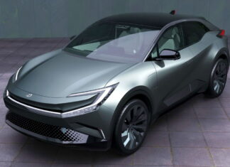 Навіщо косплеїть Теслу? Toyota показала незвичайний позашляховик Toyota bZ Compact SUV