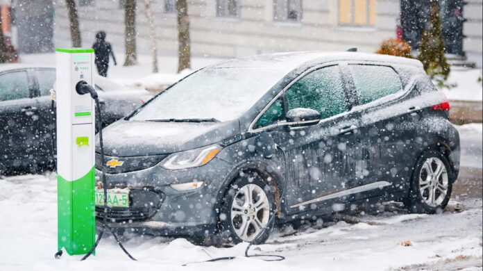 winter-electric-car