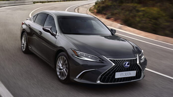 LEXUS ES 300h 4 LEXUS ES 300h