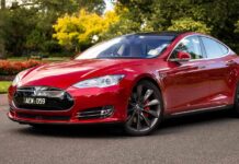 Скільки електромоторів потрібно поміняти на Tesla, щоб проїхати 1,7 млн км Tesla Model S