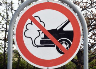 У Європі заборонили випуск авто із двигунами внутрішнього згоряння. Але не всім ban new combustion cars