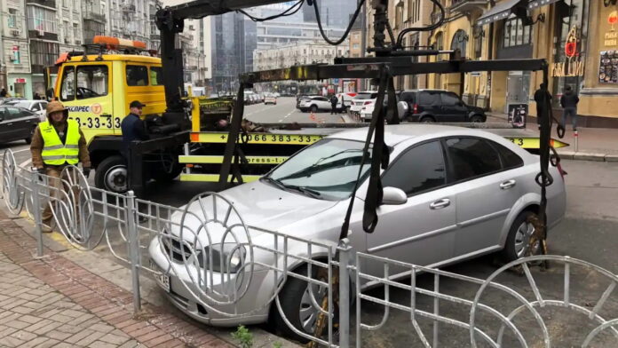 евакуація авто евакуація авто