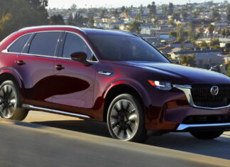 345 сил та 8 місць: Mazda представила найбільший і найпотужніший кросовер Mazda CX-90