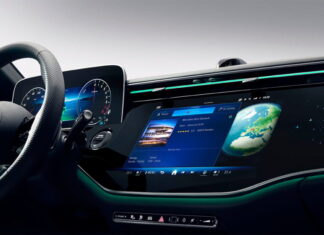 Суцільний дисплей: Mercedes вперше показав салон нового E-Class Mercedes-Benz E-Class