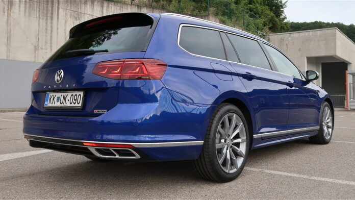 VW Passat Variant