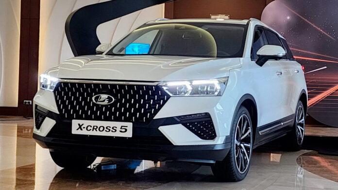 Lada X-Cross 5 1 Lada X-Cross 5