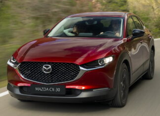 Найсучасніша Mazda: в українських автосалонах є в наявності кросовер CX-30 Mazda CX-30
