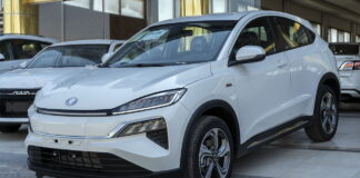 Dongfeng Honda M-NV
