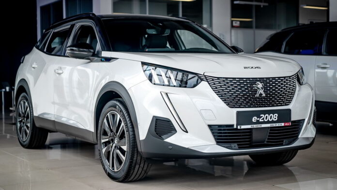 New Peugeot e-2008