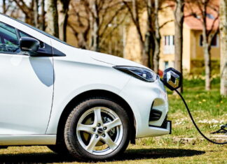 Власників електрокарів хочуть змусити купувати спеціальні шини Tyres EV
