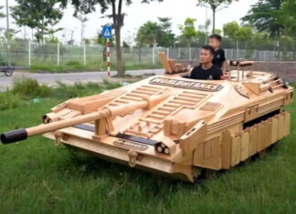 Для улюбленого сина тато збудував дерев’яний танк. І він їздить! wooden-strv-103-tank