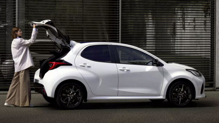 Mazda2 Hybrid