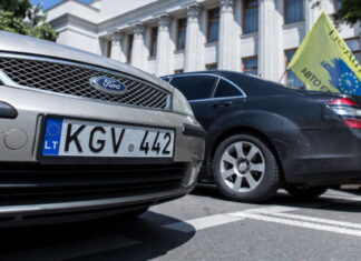 Забиратимуть автівки у військових? Конституційний суд прийняв дивне рішення евробляхи