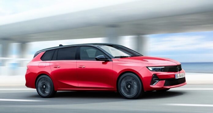Opel Astra Sports Tourer Electric