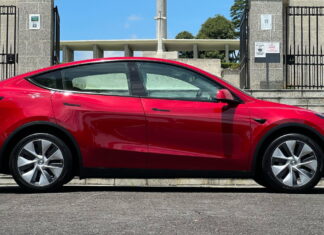 Третина власників паркетника Tesla пересяде на бензинові кросовери Tesla Model Y