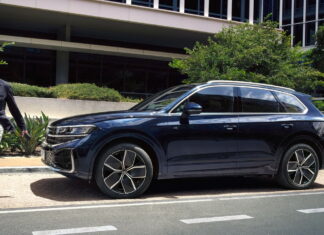 В Україну приїхав новий Volkswagen Touareg: оголошено ціни 2024 Volkswagen Touareg