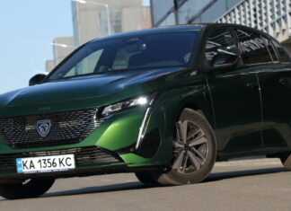 Peugeot 308 відрізняється з першого погляду Peugeot 308