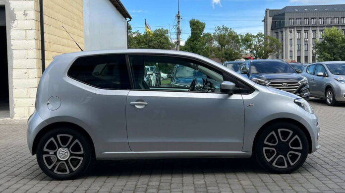 Volkswagen Up