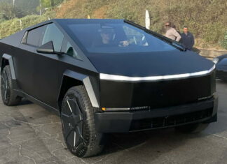 Довгоочікуваний та жахливий: Tesla Cybertruck вразив низькою якістю (фото) Tesla Cybertruck