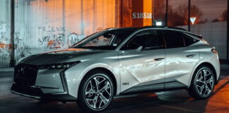 DS 4