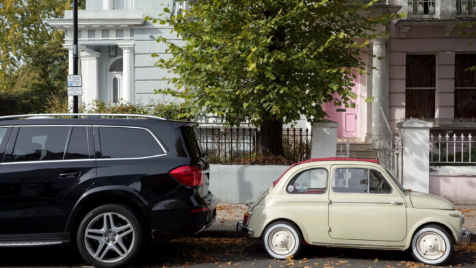 SUV parking SUV parking