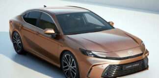 Toyota Camry 2024