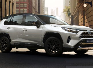 Українці купили нових авто на 105 млрд: ТОП-5 найпопулярніших марок Toyota RAV4