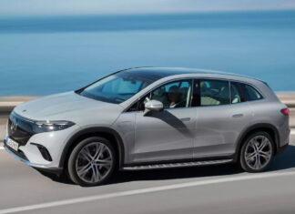 Mercedes пригальмував з електрифікацією: оновлюватиме автомобілі з ДВЗ Mercedes-Benz EQS SUV